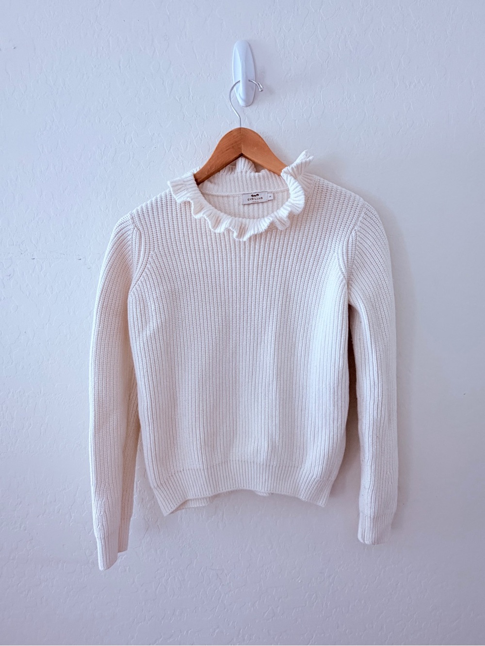 Cyrillus Paris Girls Ivory Ruffle Neck Knit Sweater | Size 14 | French Classic